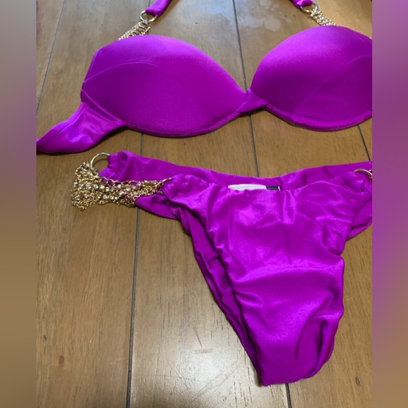 2 bikinis for Bosslady479 - Picture 4 of 6